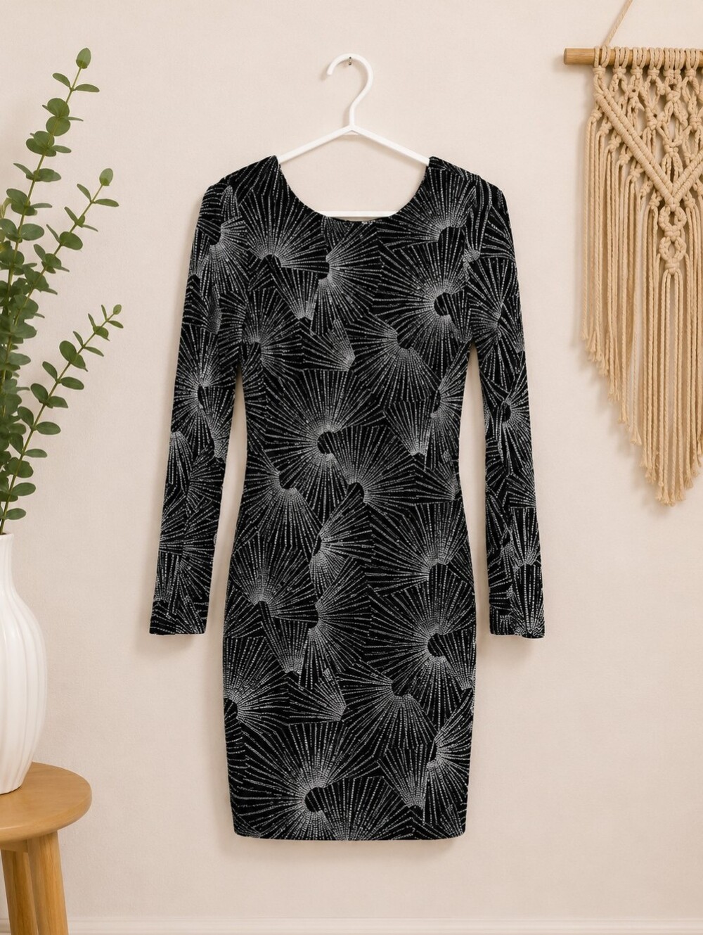 Black and White Sparkle Geometric Long Sleeve Dress